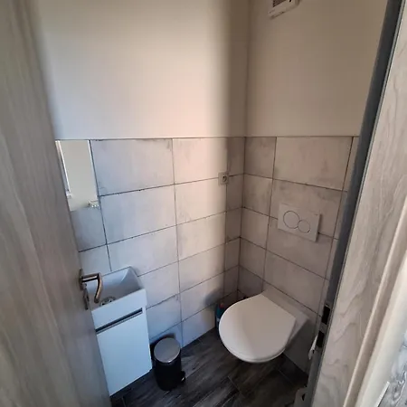 Apartament Rd Bystré