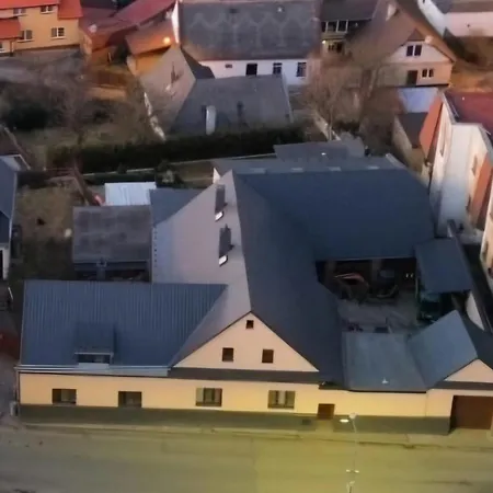 Apartman Rd